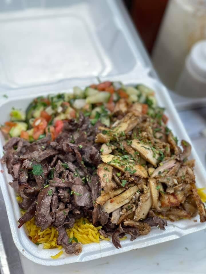 2022 06 609 Gyro King mieszane shawarma.jpg